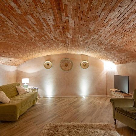 La Residenza Dei Piaceri Perduti- Le Volte Apartment ลาสตรา อา ซินญา ภายนอก รูปภาพ